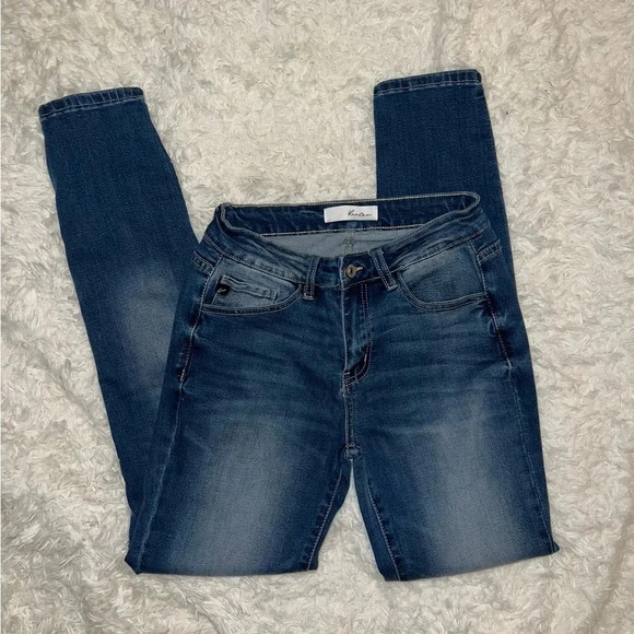 Kancan Skinny Jeans Size 7 Medium Wash NO Distressing - Picture 1 of 5